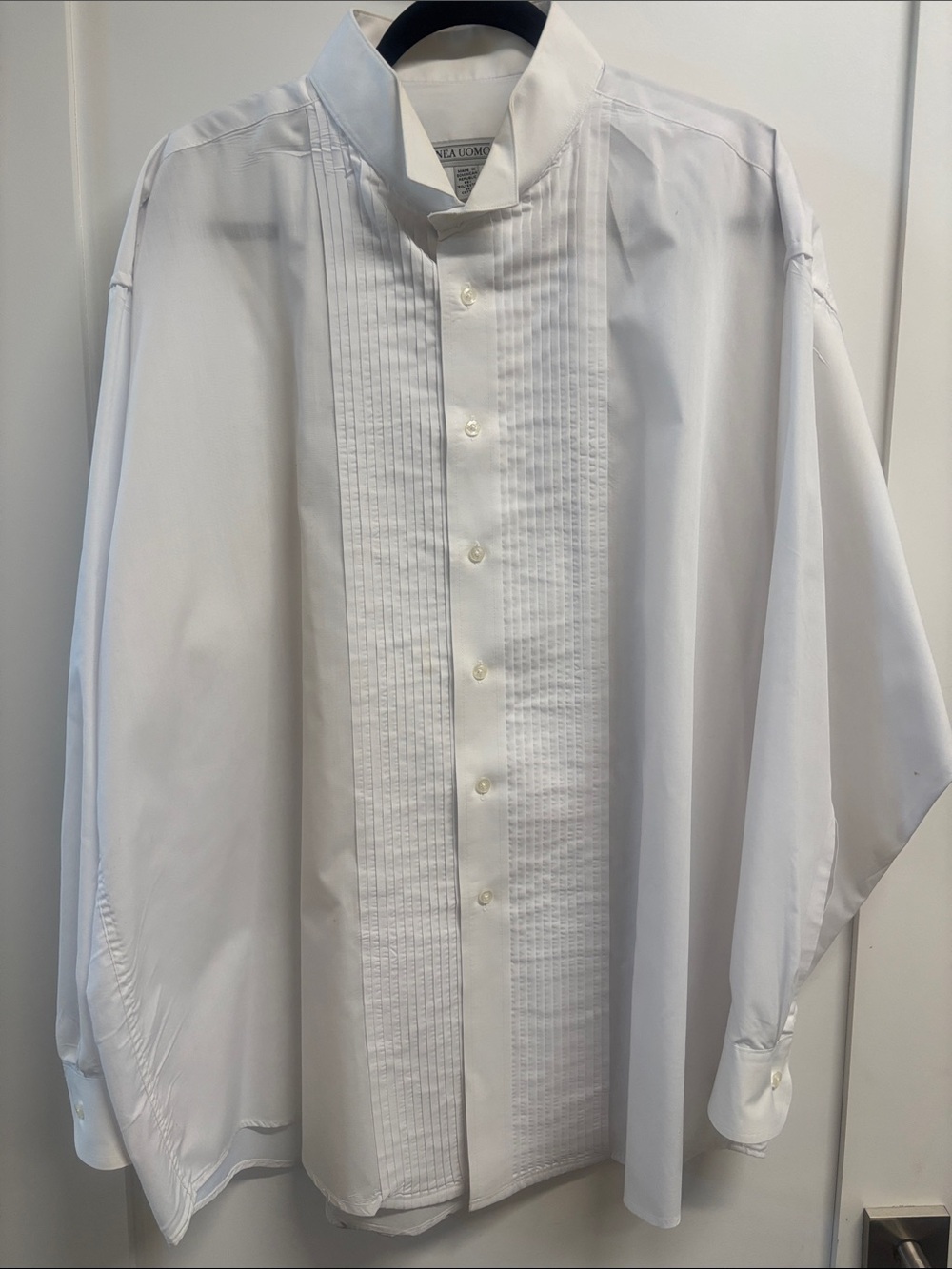 Men's White Pleated Front Mandarin Collar Dress Shirt